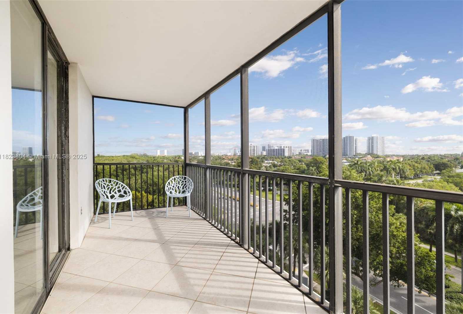 Small Image of 3375 NORTH COUNTRY CLUB DR #602, Aventura Number 3