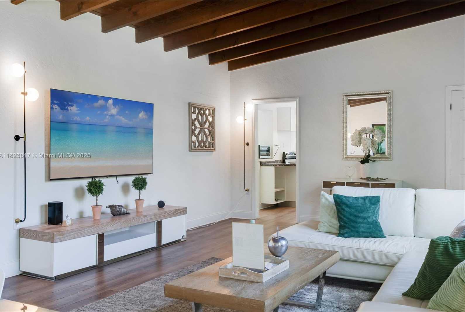 Small Image of 11534 NORTH EAST 13TH AVE, Miami Number 3
