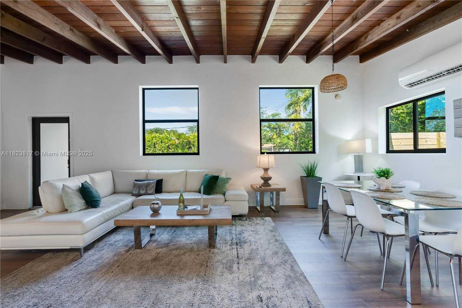 Small Image of 11534 NORTH EAST 13TH AVE, Miami Number 4
