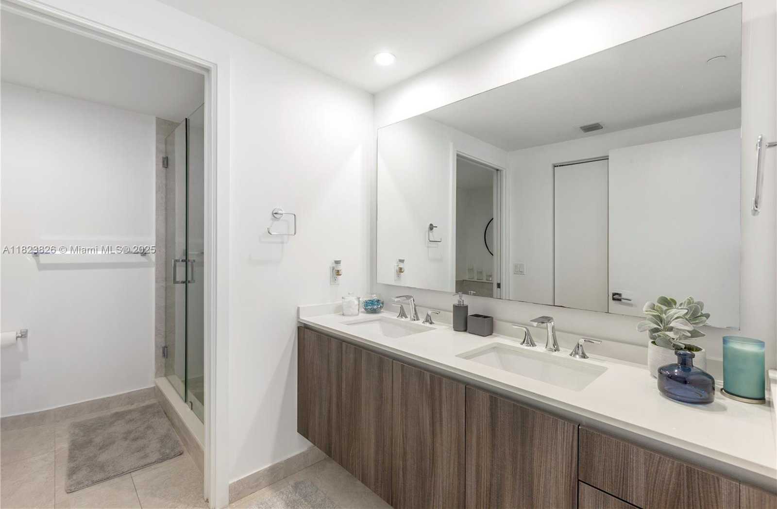 Small Image of 488 NORTH EAST 18TH ST #909, Miami Number 8