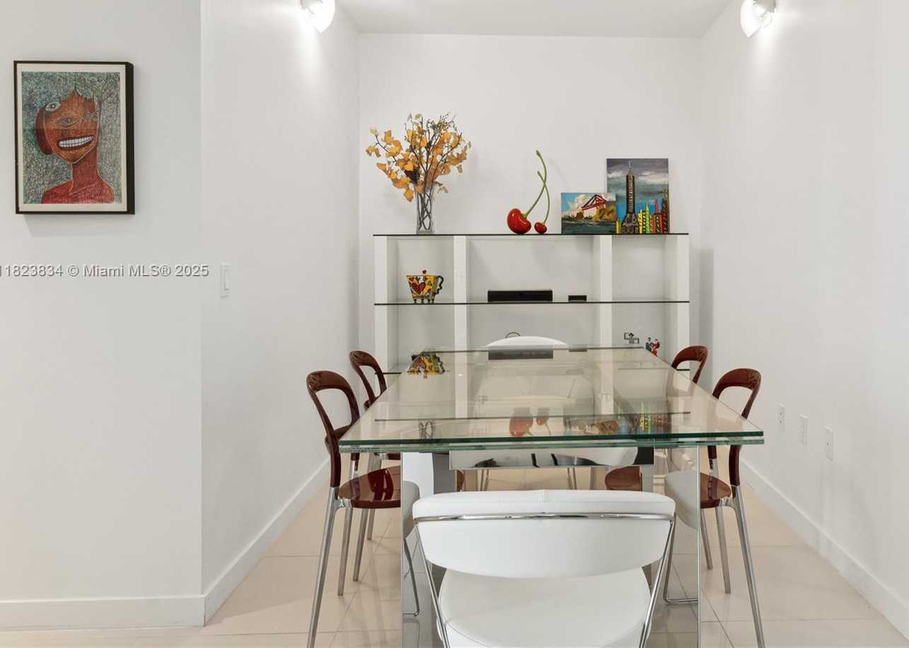 Small Image of 31 SOUTH EAST 6TH ST #1707, Miami Number 11