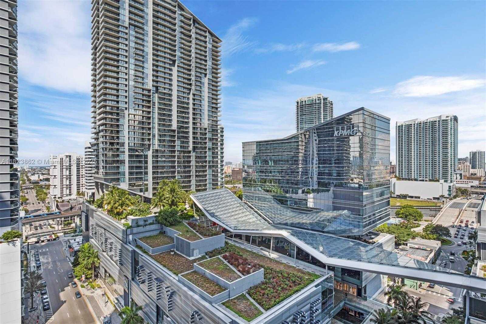 Small Image of 68 SOUTH EAST 6TH ST #2412, Miami Number 17