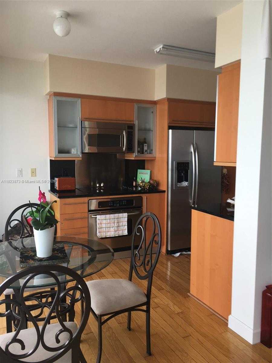 Small Image of 6365 COLLINS AVE #3609, Miami Beach Number 12