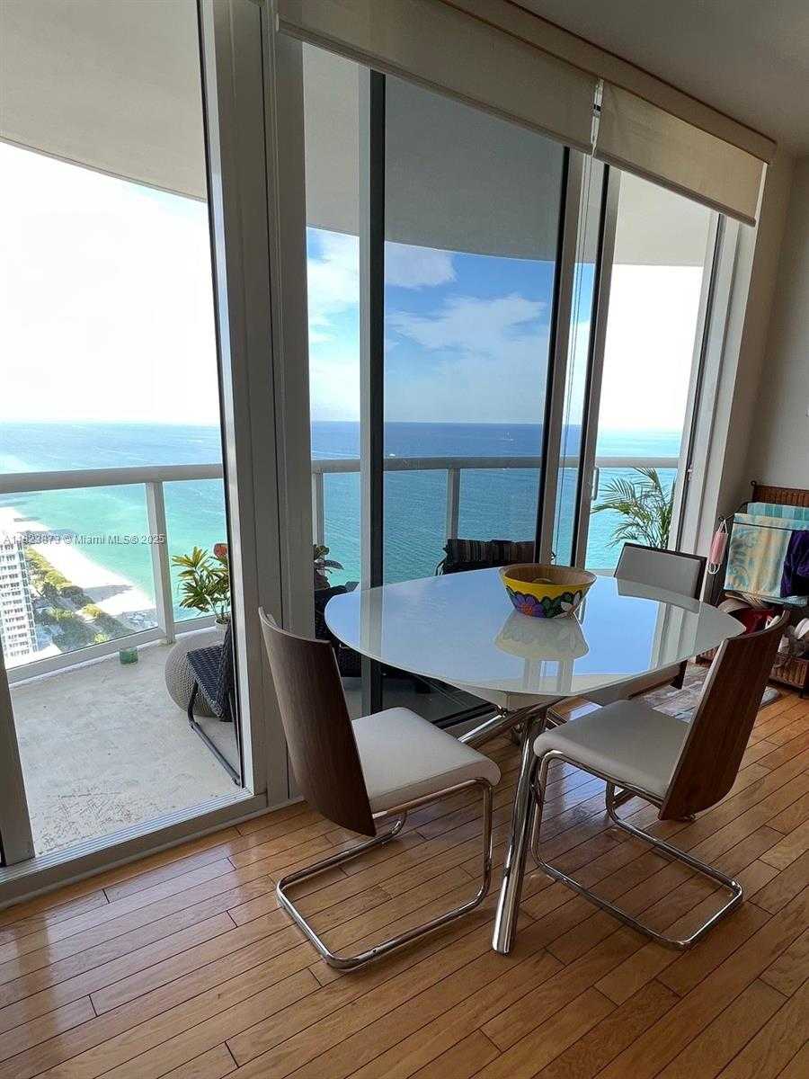 Small Image of 6365 COLLINS AVE #3609, Miami Beach Number 15