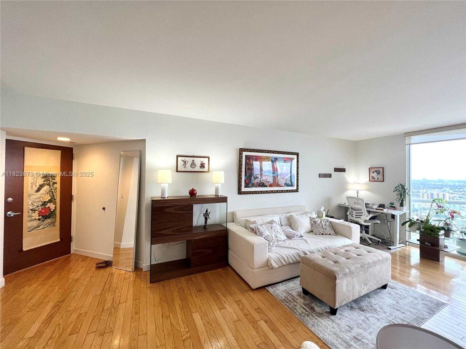 Small Image of 6365 COLLINS AVE #3609, Miami Beach Number 5