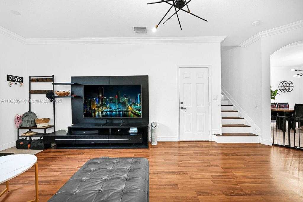 Small Image of 12857 SW 134th St, Miami, FL 33186, USA Number 18