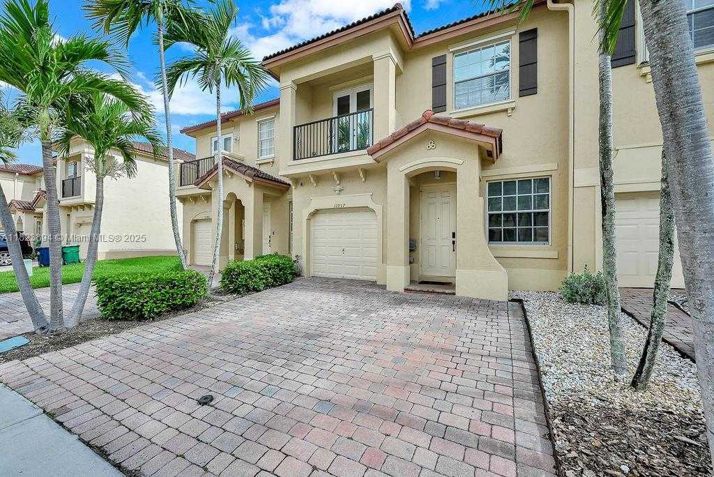 Small Image of 12857 SW 134th St, Miami, FL 33186, USA Number 2