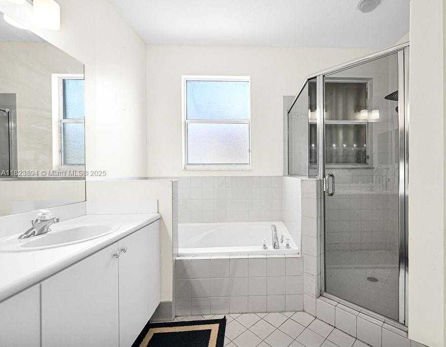 Small Image of 12857 SW 134th St, Miami, FL 33186, USA Number 27