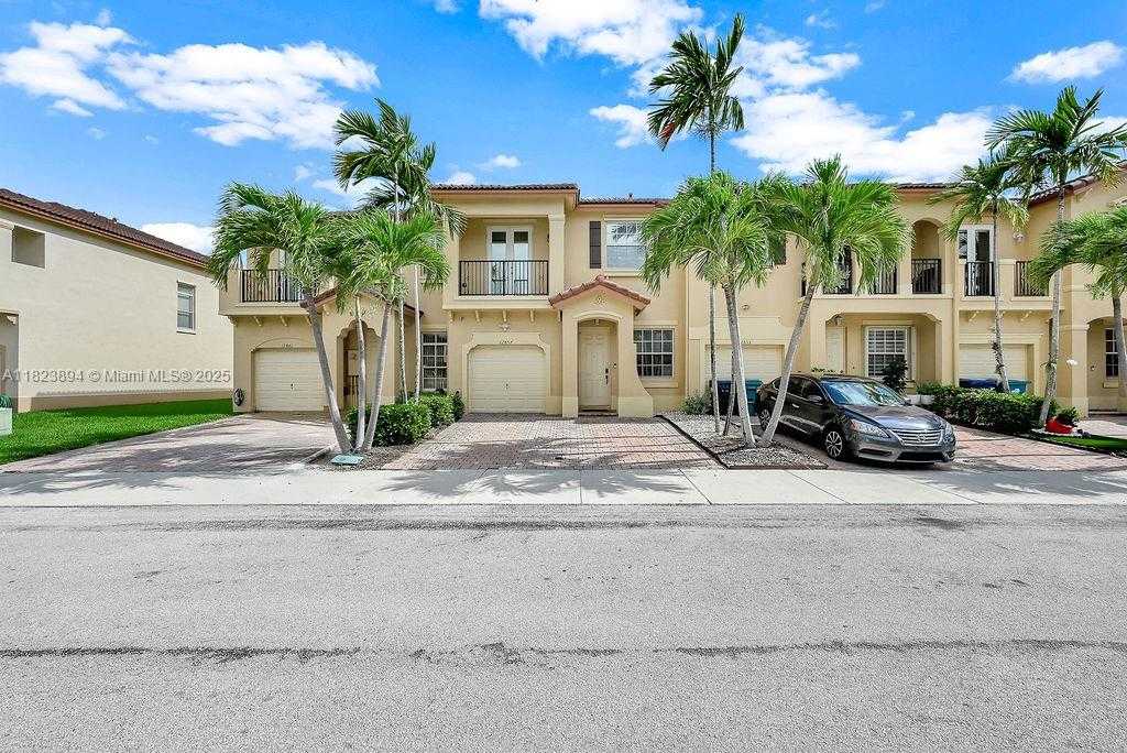 Small Image of 12857 SW 134th St, Miami, FL 33186, USA Number 3