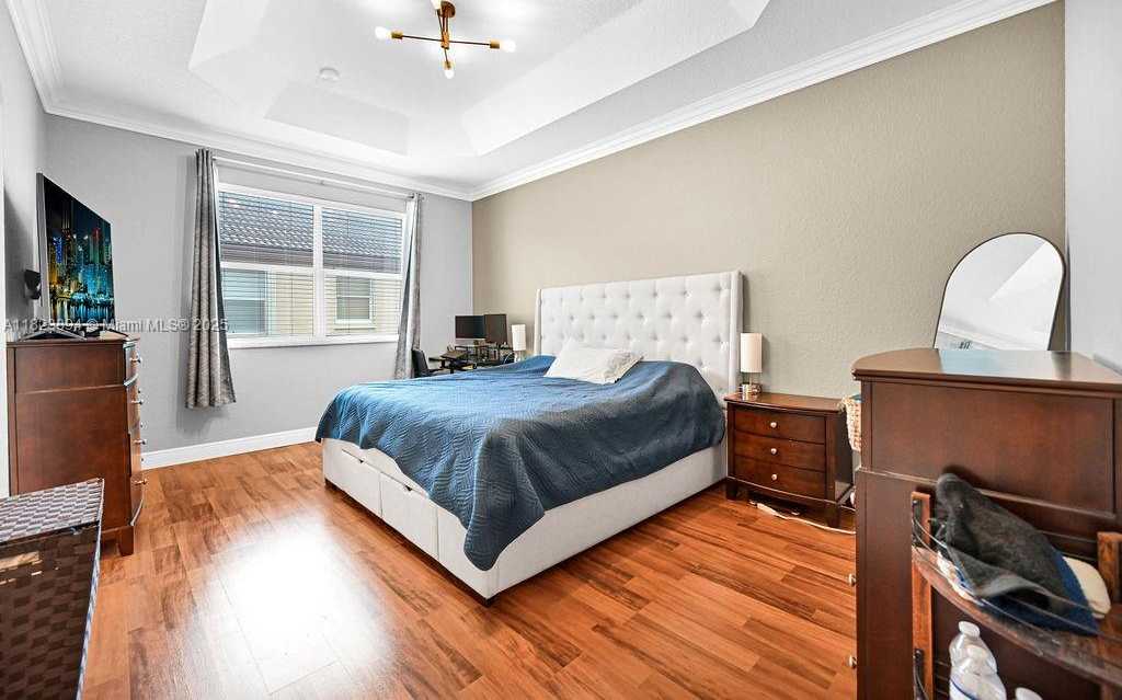 Small Image of 12857 SW 134th St, Miami, FL 33186, USA Number 32