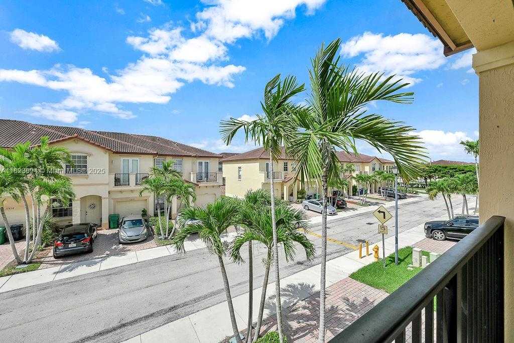 Small Image of 12857 SW 134th St, Miami, FL 33186, USA Number 7