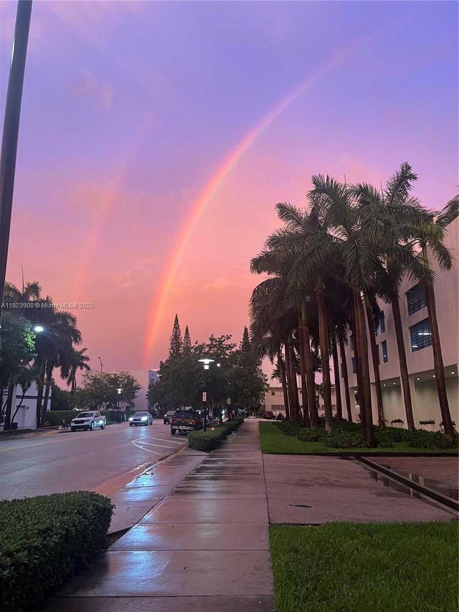 Small Image of 1330 WEST AVE #413, Miami Beach Number 31