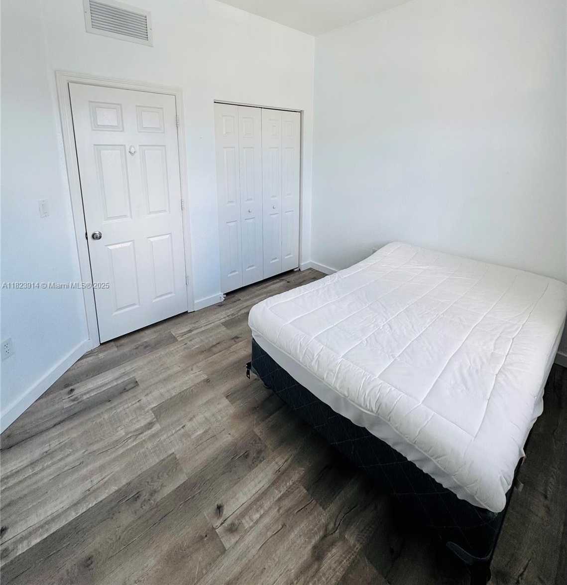 Small Image of 10800 NORTH WEST 88TH TER #201, Doral Number 18