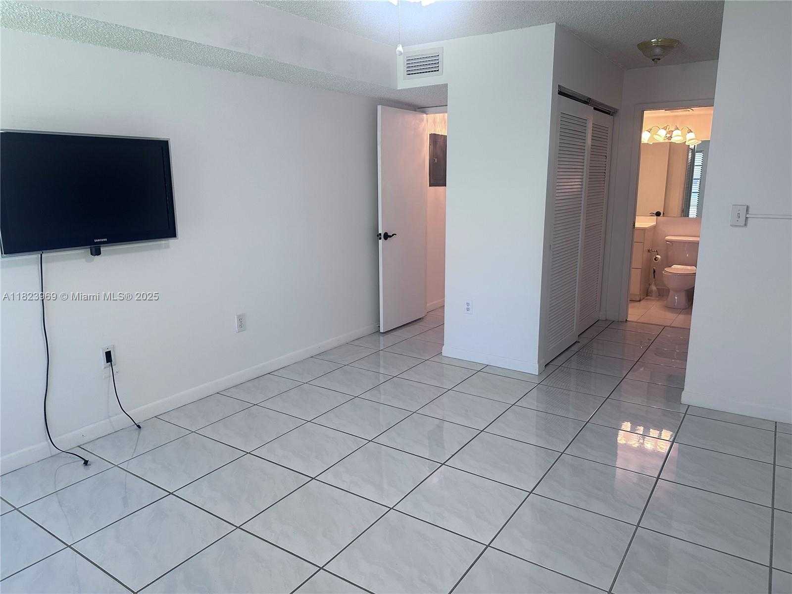 Small Image of 8810 SOUTH WEST 123RD CT #M110, Miami Number 31