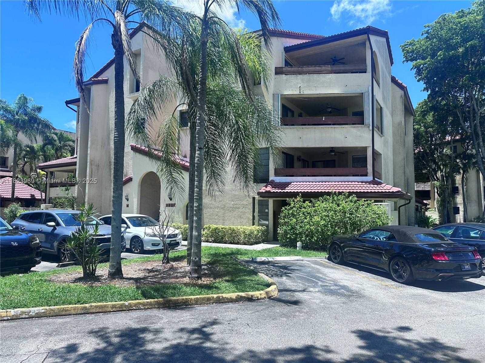 Small Image of 8810 SOUTH WEST 123RD CT #M110, Miami Number 4