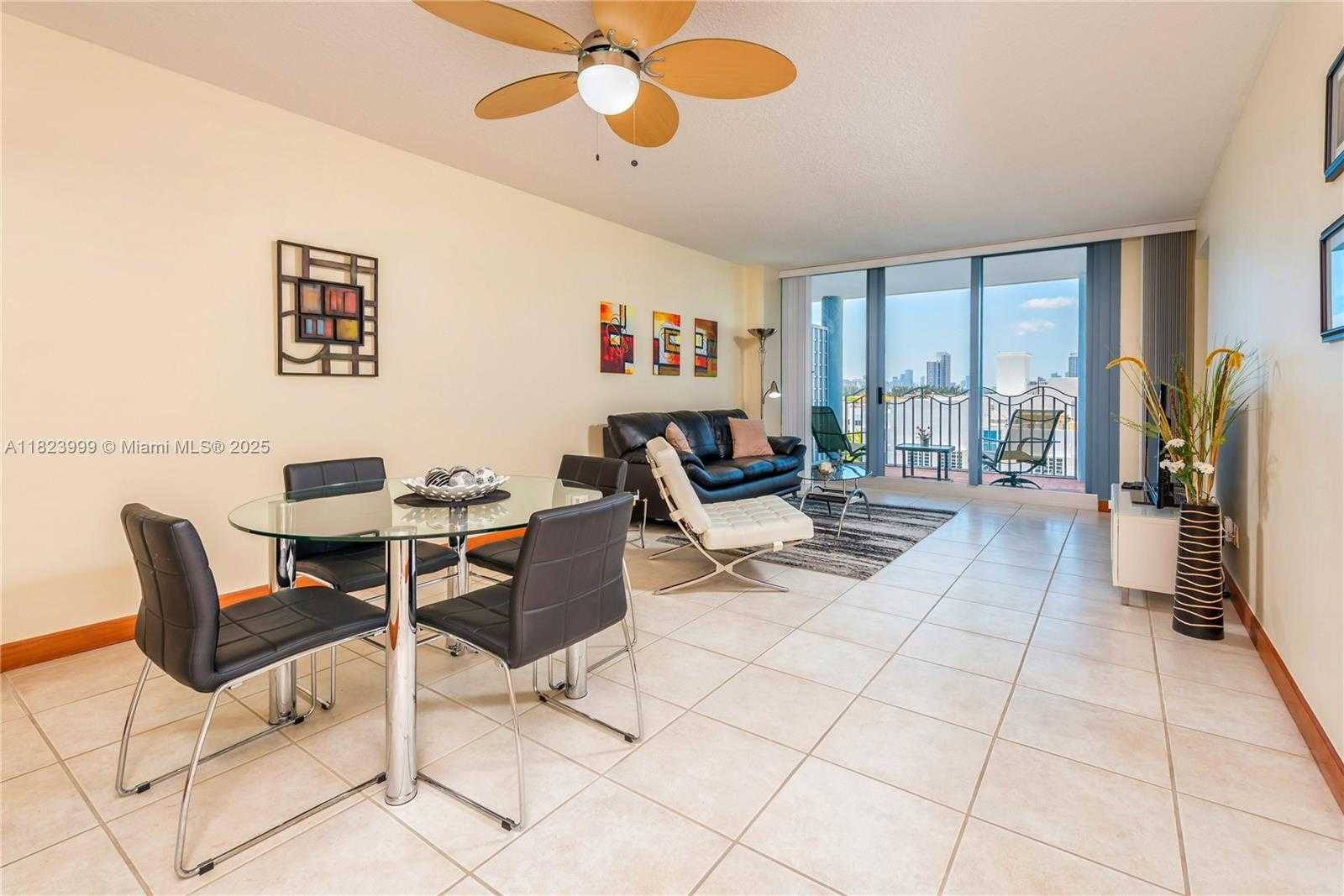 Small Image of 1500 OCEAN DR #609, Miami Beach Number 2
