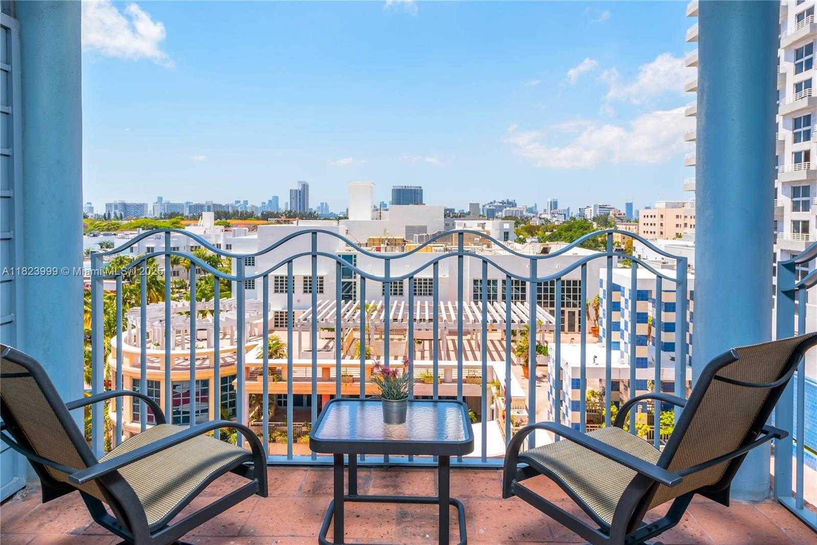 Small Image of 1500 OCEAN DR #609, Miami Beach Number 3