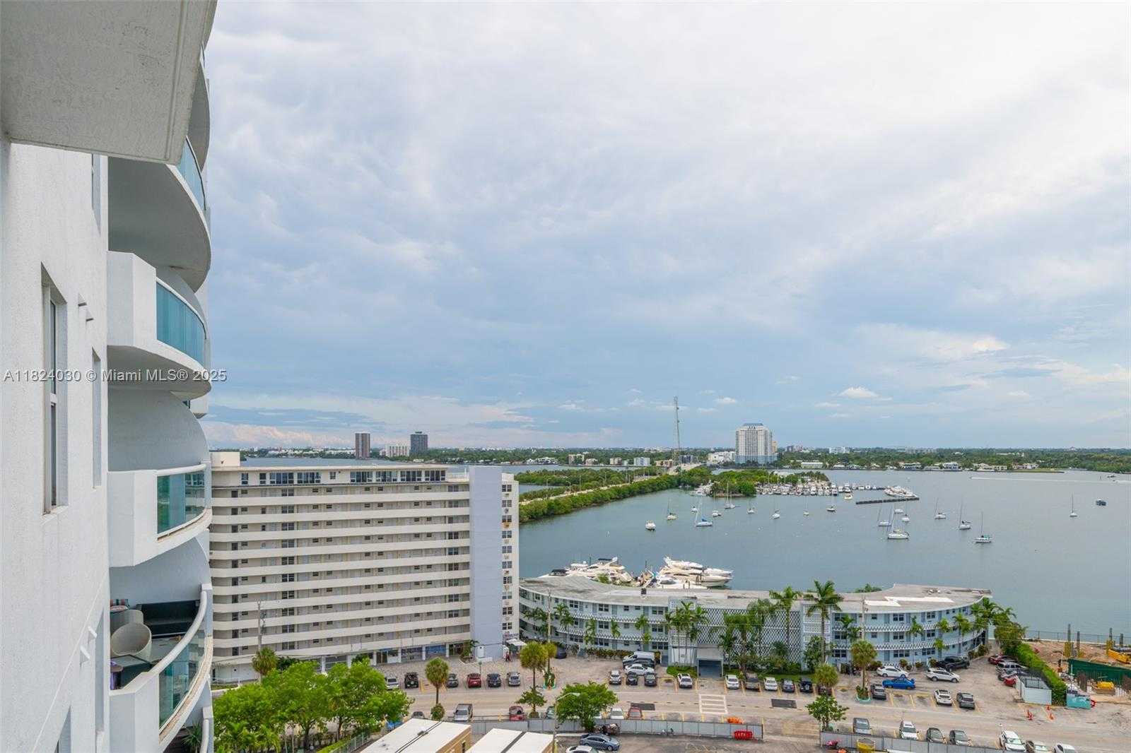 Small Image of 7900 HARBOR ISLAND DR #1214, North Bay Village Number 11