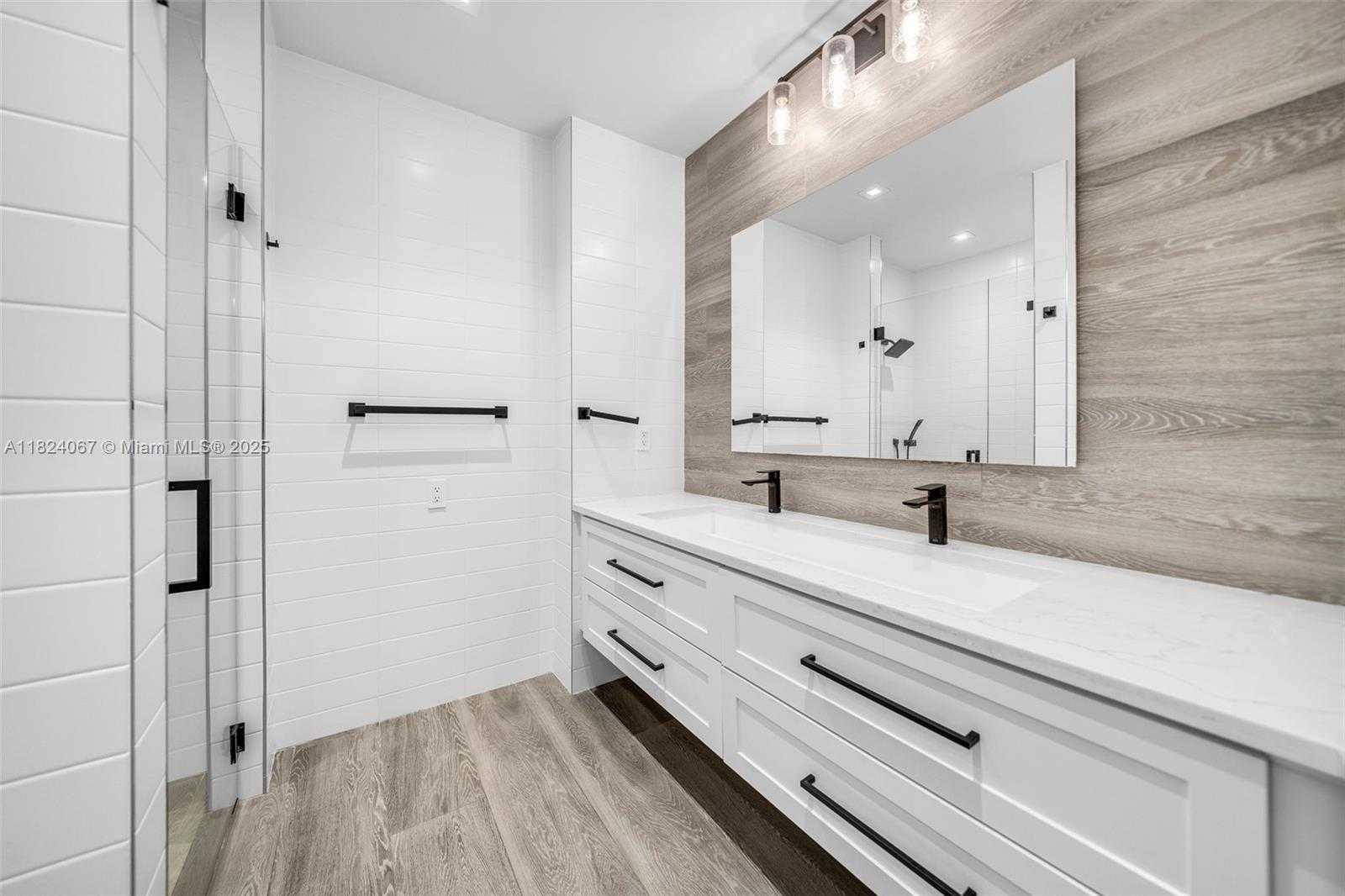 Small Image of 861 NORTH EAST 74TH ST, Miami Number 22