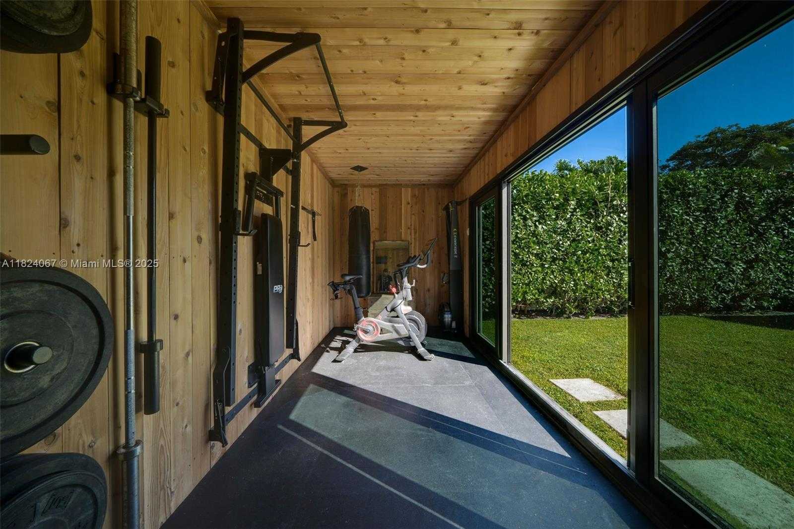 Small Image of 861 NORTH EAST 74TH ST, Miami Number 29