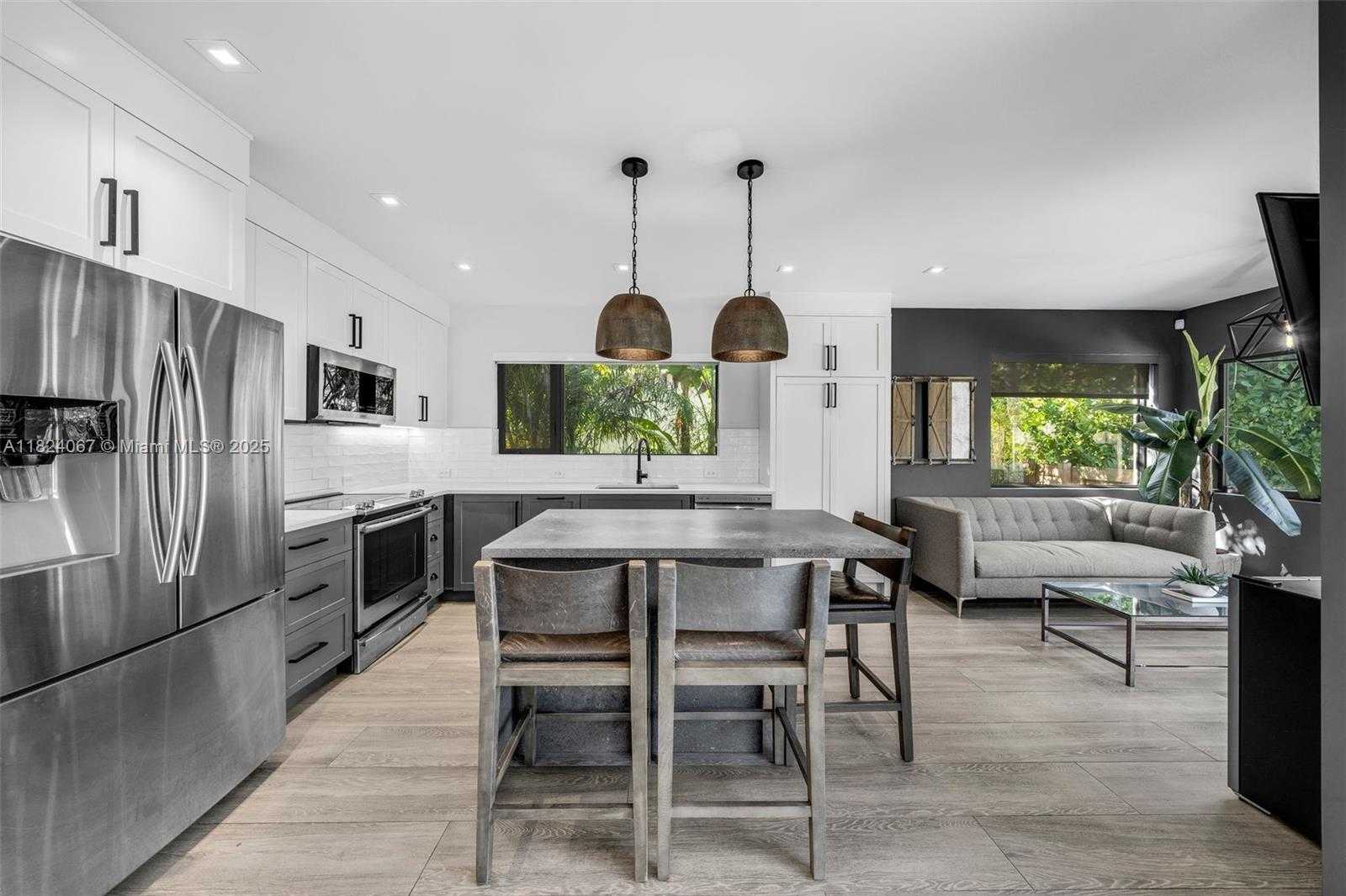 Small Image of 861 NORTH EAST 74TH ST, Miami Number 7