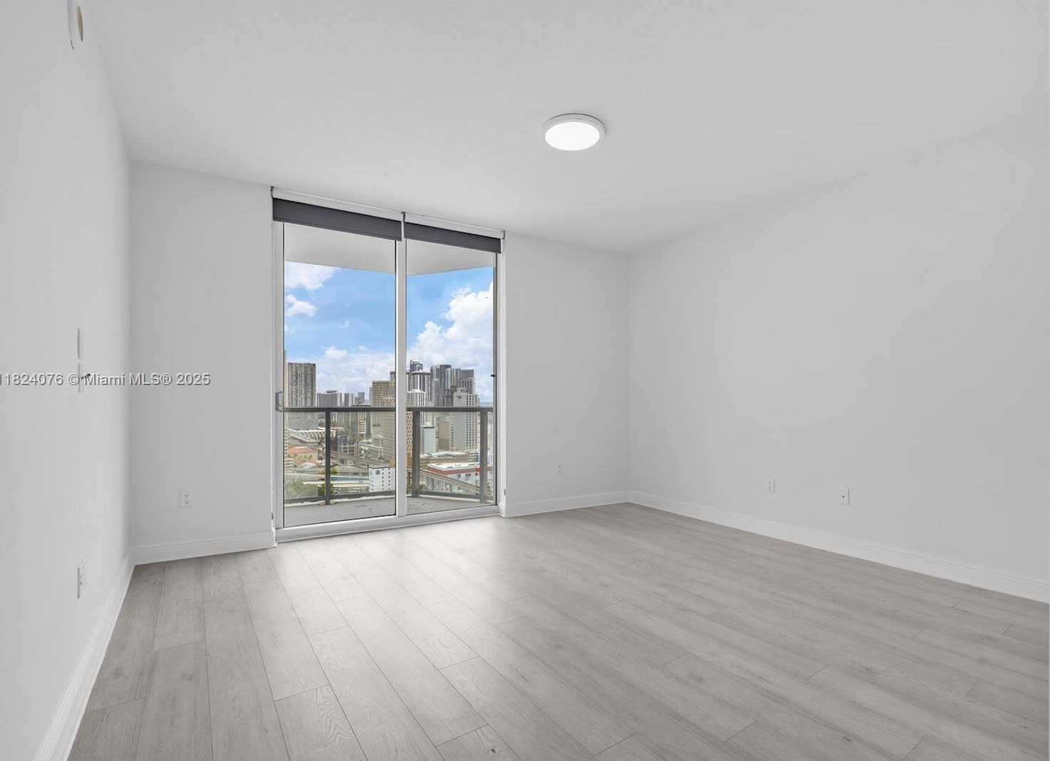 Small Image of 185 SOUTH WEST 7TH ST #2703, Miami Number 7
