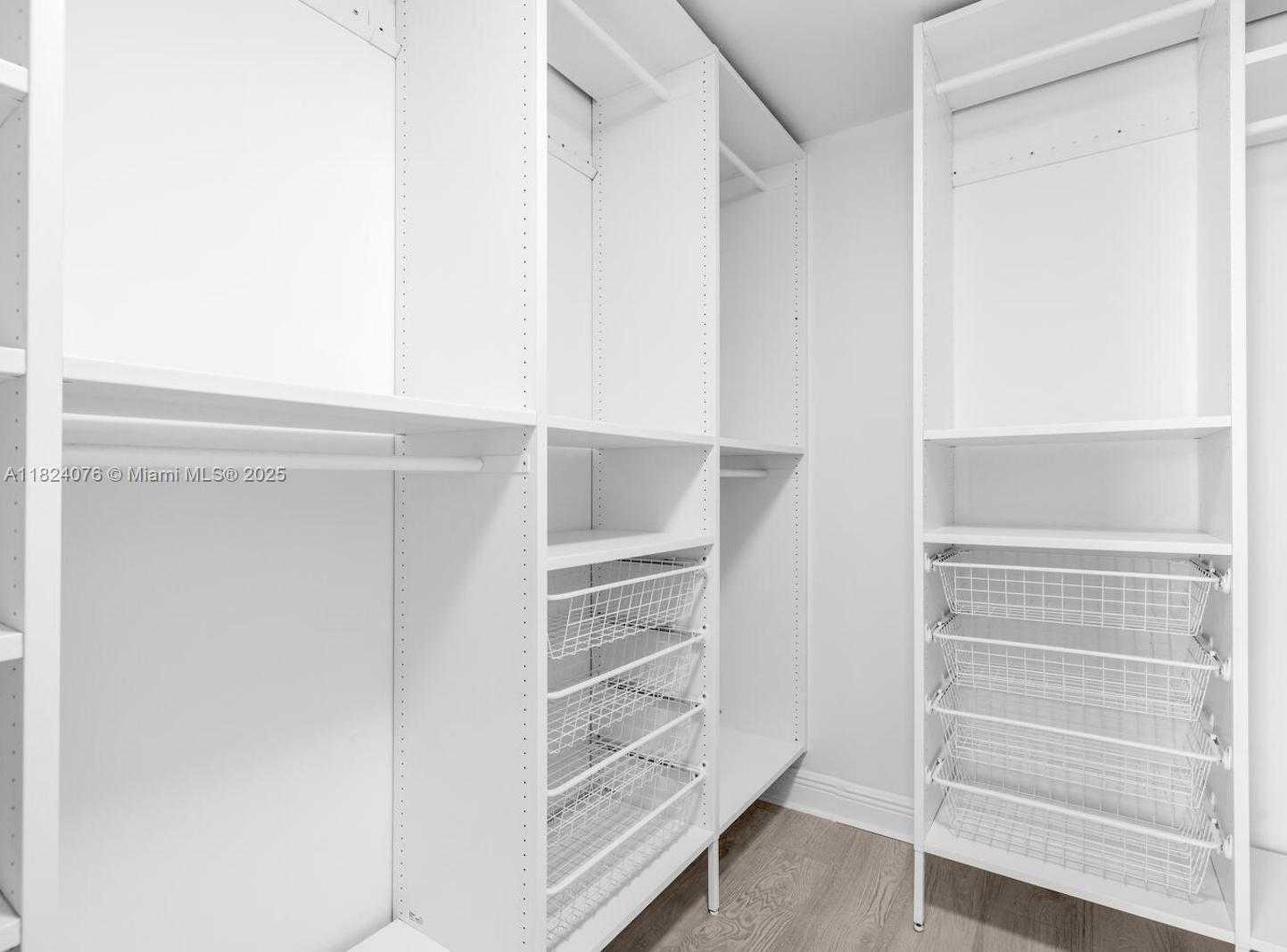 Small Image of 185 SOUTH WEST 7TH ST #2703, Miami Number 9
