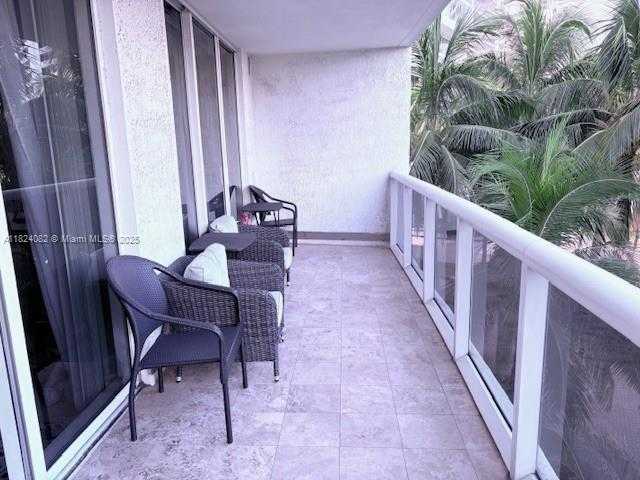 Small Image of 1800 SOUTH OCEAN DR #406, Hallandale Beach Number 11