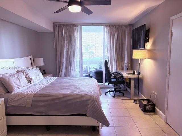 Small Image of 1800 SOUTH OCEAN DR #406, Hallandale Beach Number 4