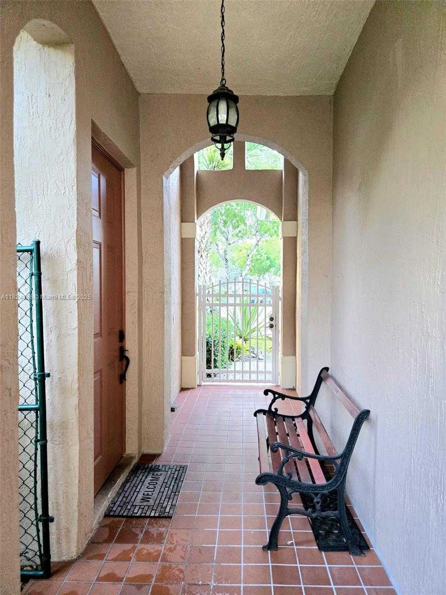 Small Image of 1906 SOUTH EAST 23RD CT, Homestead Number 32