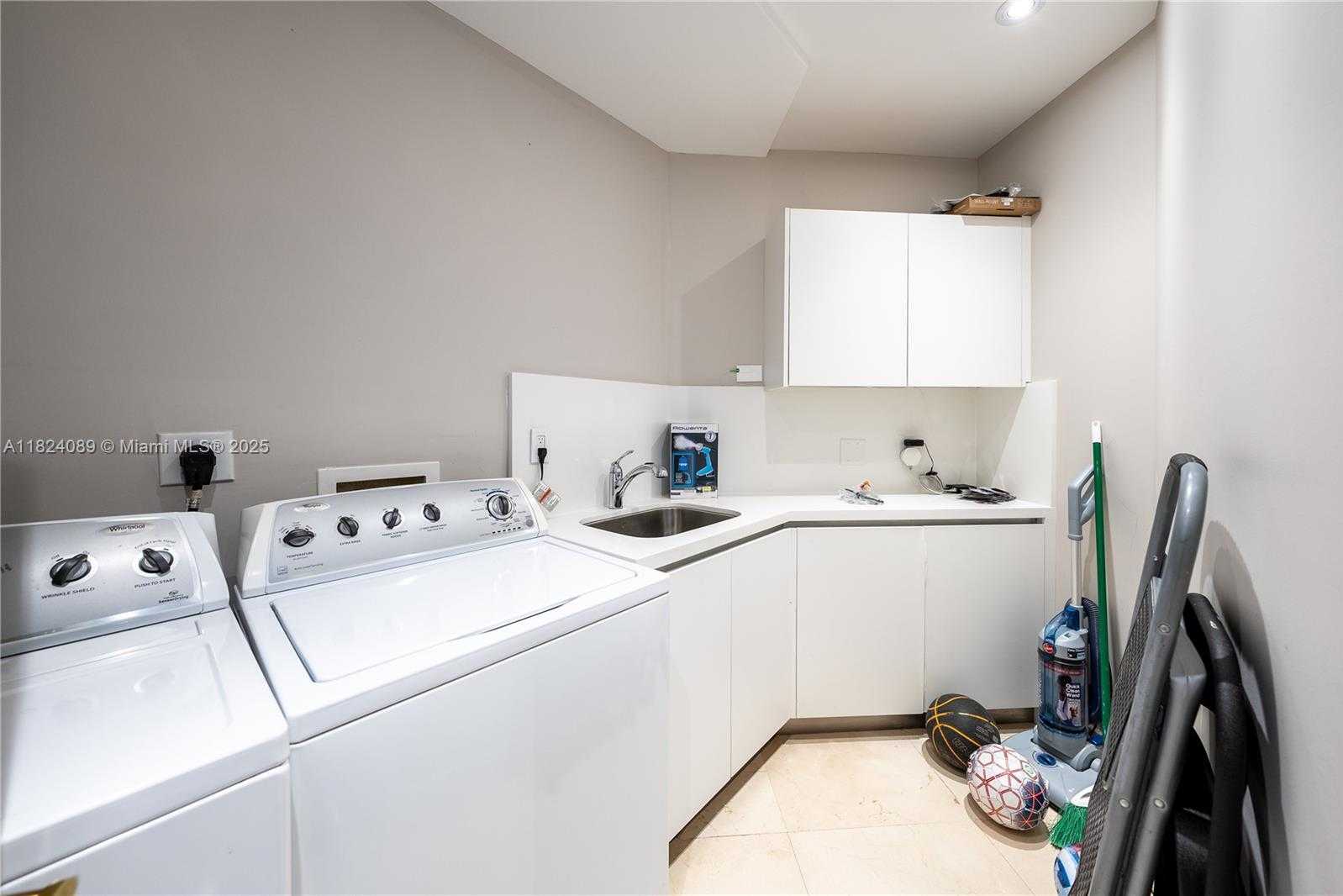 Small Image of 9559 COLLINS AVE #SPH-G, Surfside Number 18