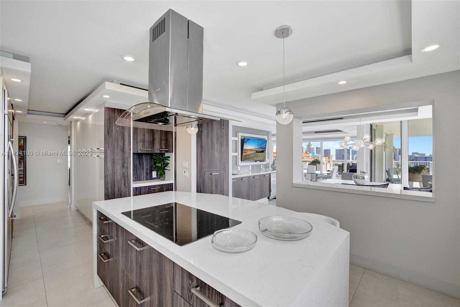 Small Image of 2800 EAST SUNRISE BLVD #PHG, Fort Lauderdale Number 39