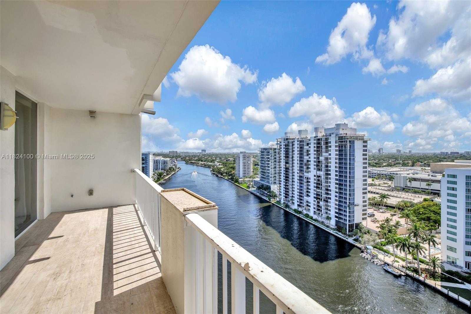 Small Image of 2800 EAST SUNRISE BLVD #PHG, Fort Lauderdale Number 46