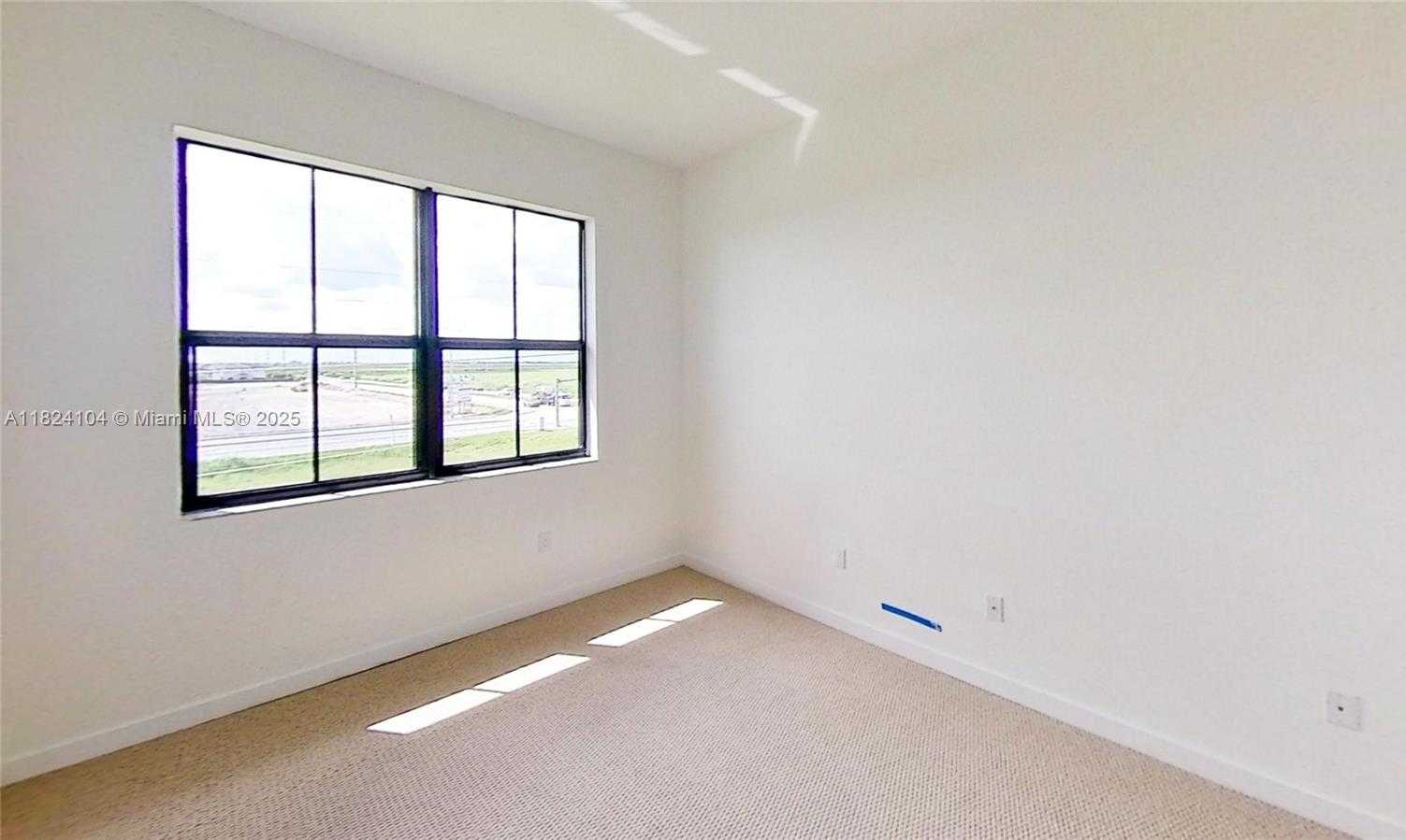 Small Image of 15650 SOUTH WEST 136TH ST #207, Miami Number 5