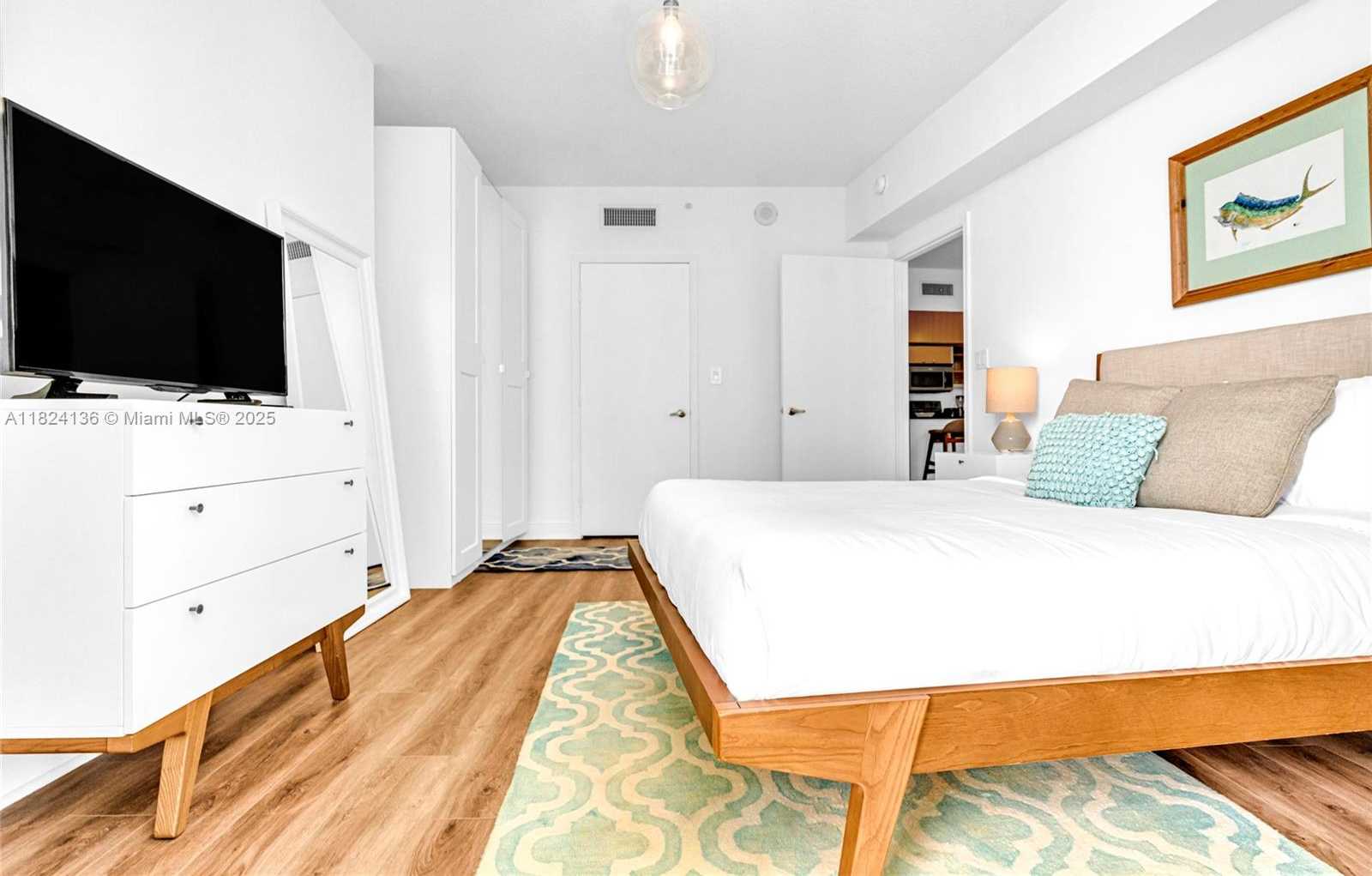Small Image of 1750 NORTH BAYSHORE DR #2005, Miami Number 15