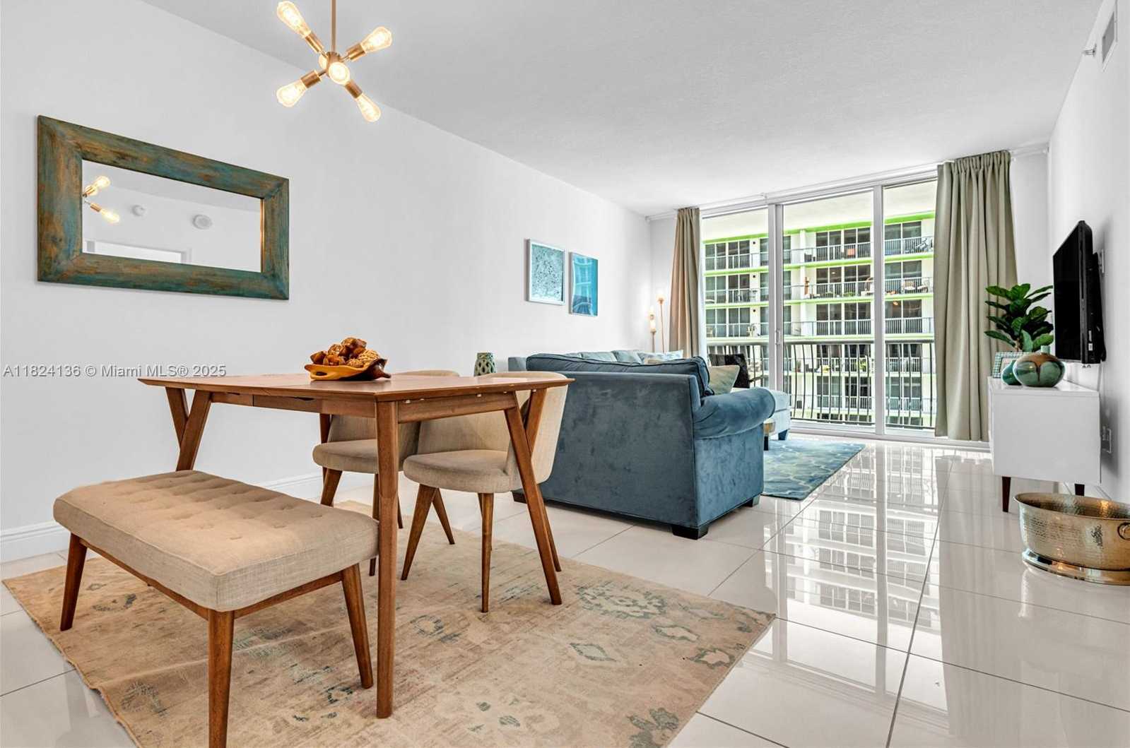 Small Image of 1750 NORTH BAYSHORE DR #2005, Miami Number 2