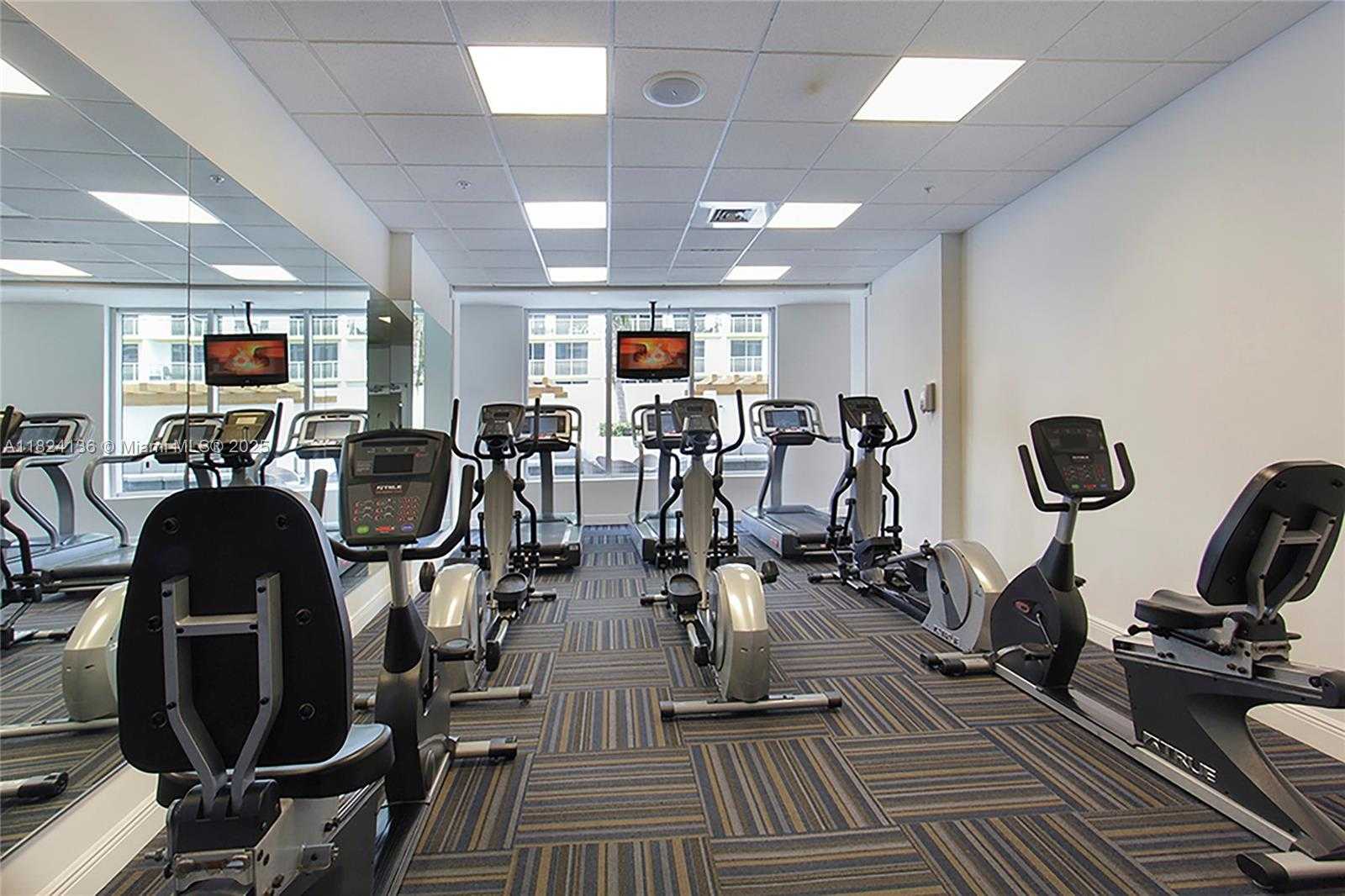 Small Image of 1750 NORTH BAYSHORE DR #2005, Miami Number 21