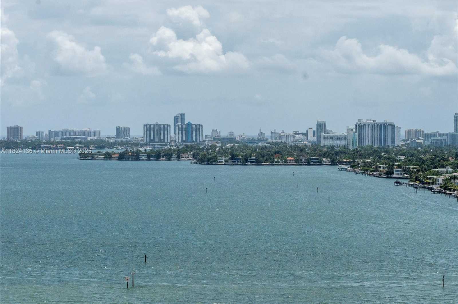 Small Image of 1750 NORTH BAYSHORE DR #2005, Miami Number 29