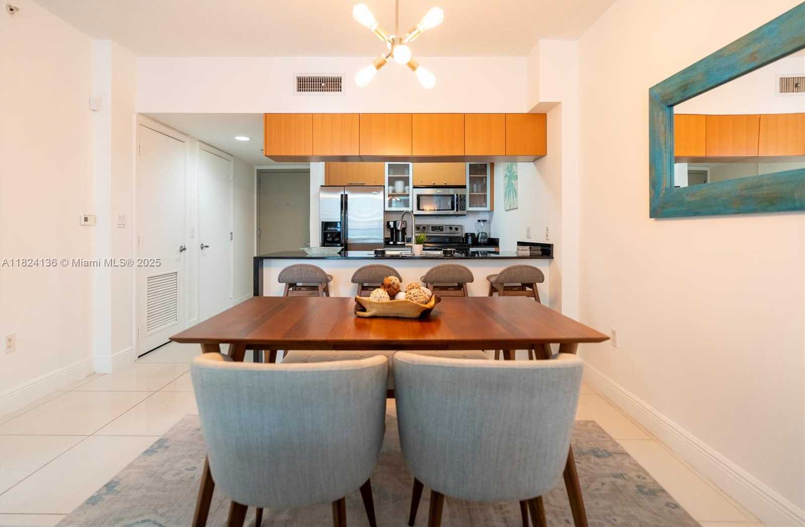 Small Image of 1750 NORTH BAYSHORE DR #2005, Miami Number 7