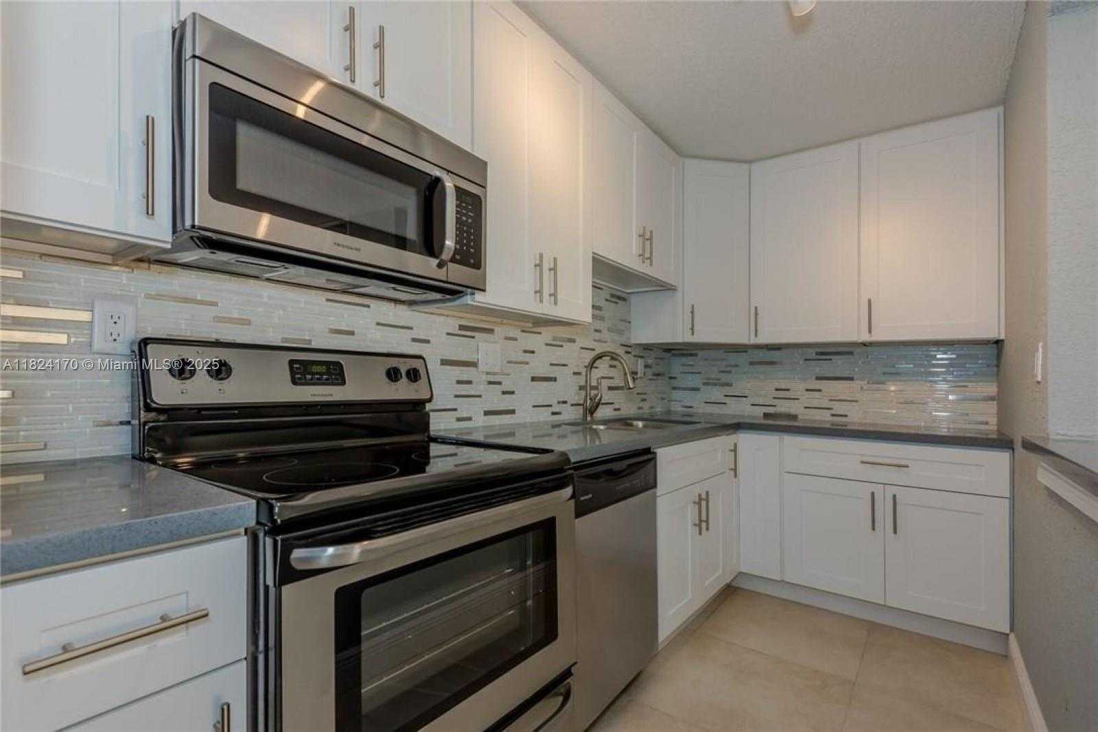 Small Image of 4640 NORTH WEST 79TH AVE #1C, Doral Number 13