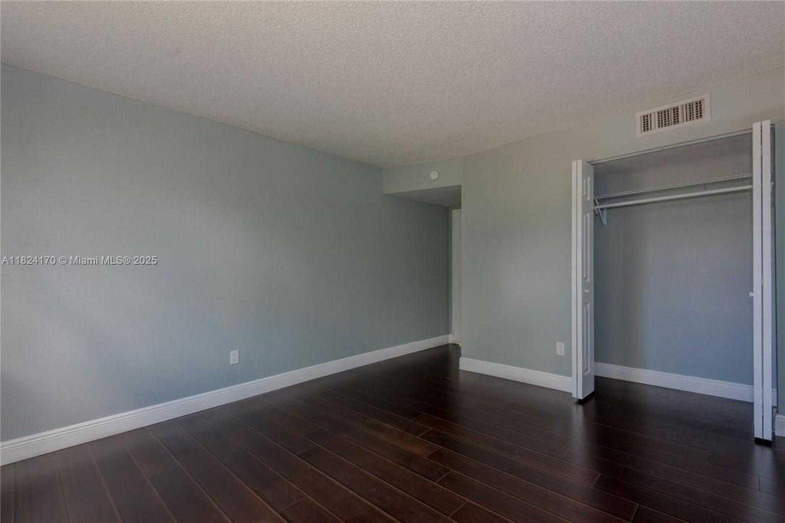 Small Image of 4640 NORTH WEST 79TH AVE #1C, Doral Number 9