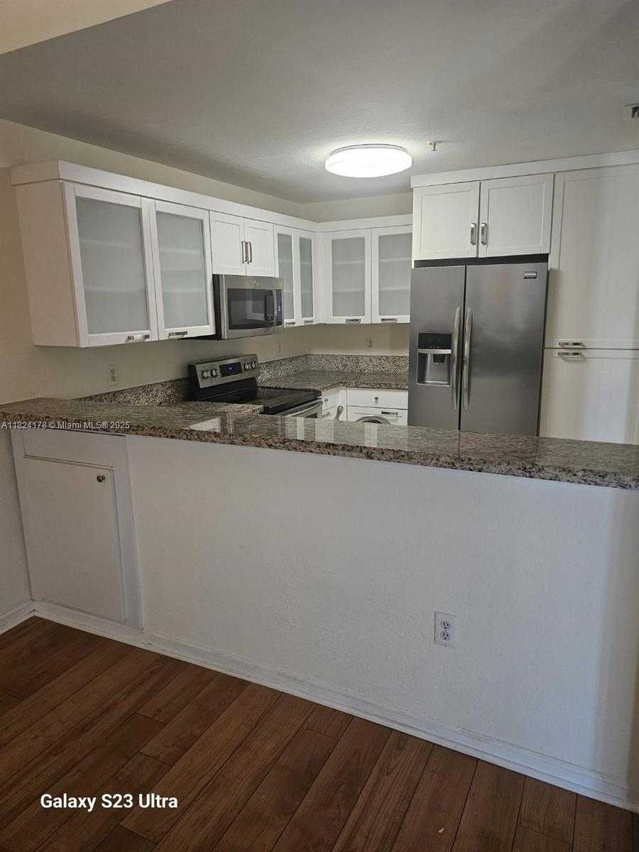 Small Image of 10902 NORTH WEST 83RD ST #207, Doral Number 2