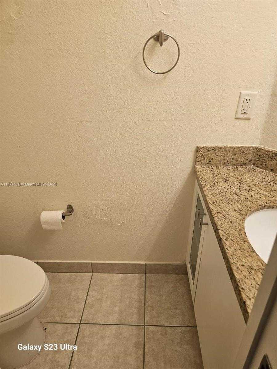 Small Image of 10902 NORTH WEST 83RD ST #207, Doral Number 5