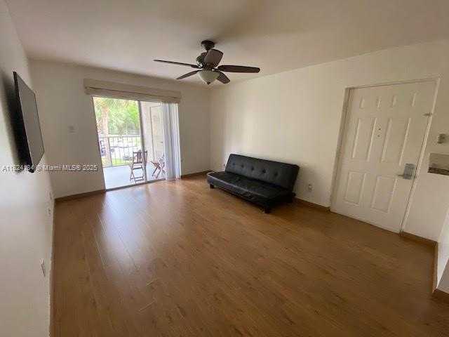 Small Image of 15295 SOUTH WEST 106TH LN #705, Miami Number 10