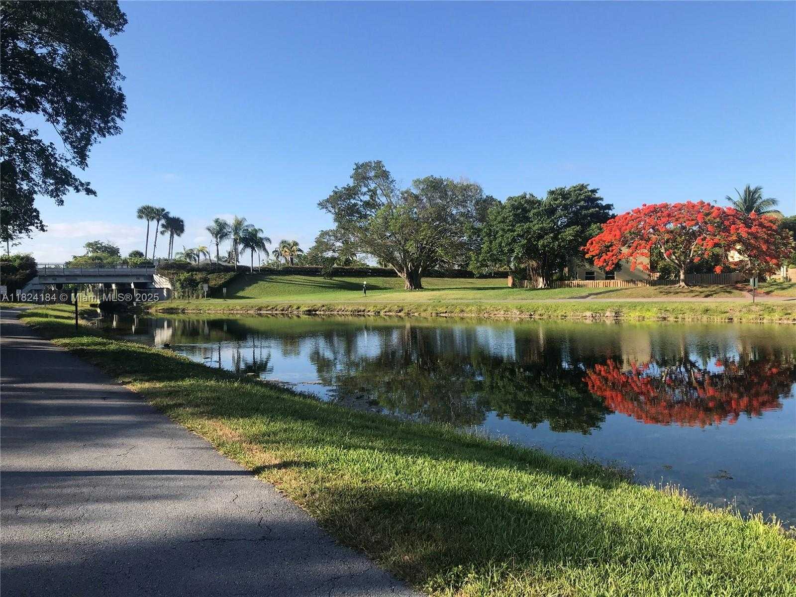 Small Image of 15295 SOUTH WEST 106TH LN #705, Miami Number 21