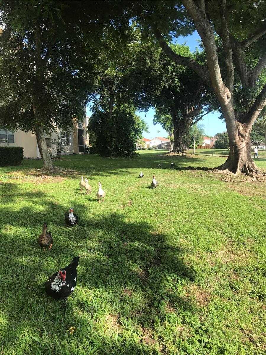 Small Image of 15295 SOUTH WEST 106TH LN #705, Miami Number 32