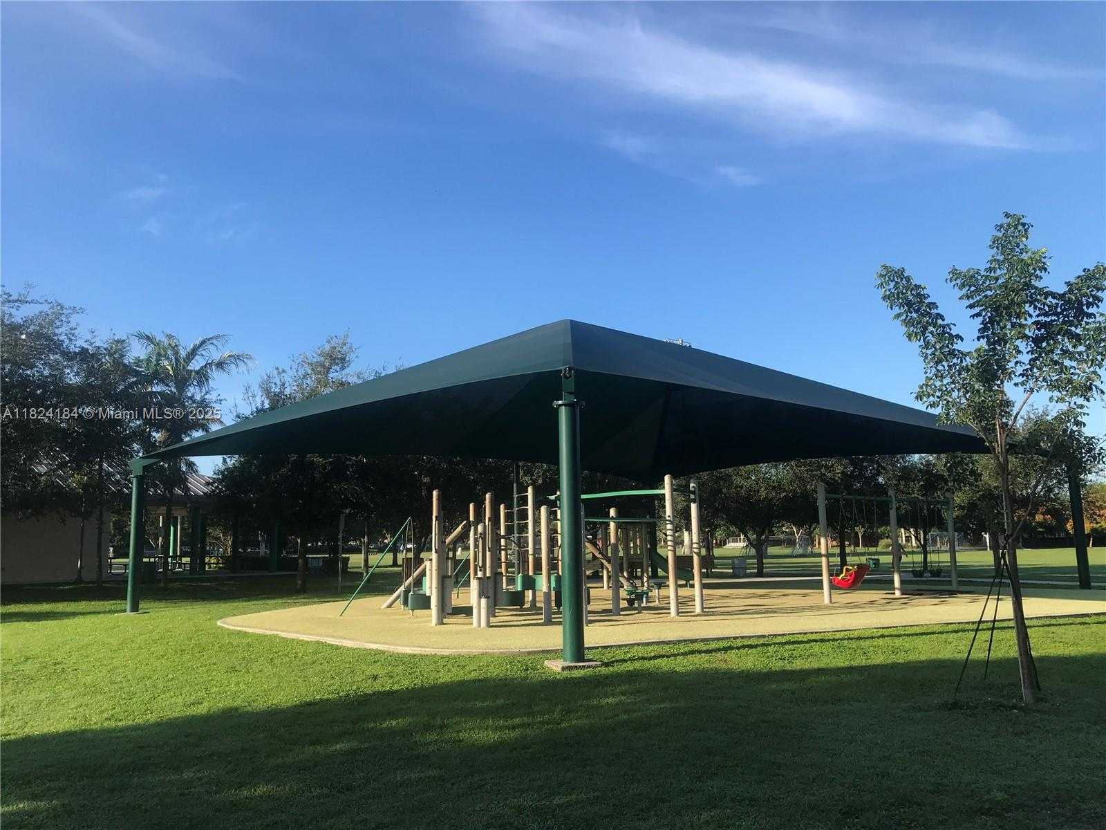 Small Image of 15295 SOUTH WEST 106TH LN #705, Miami Number 38