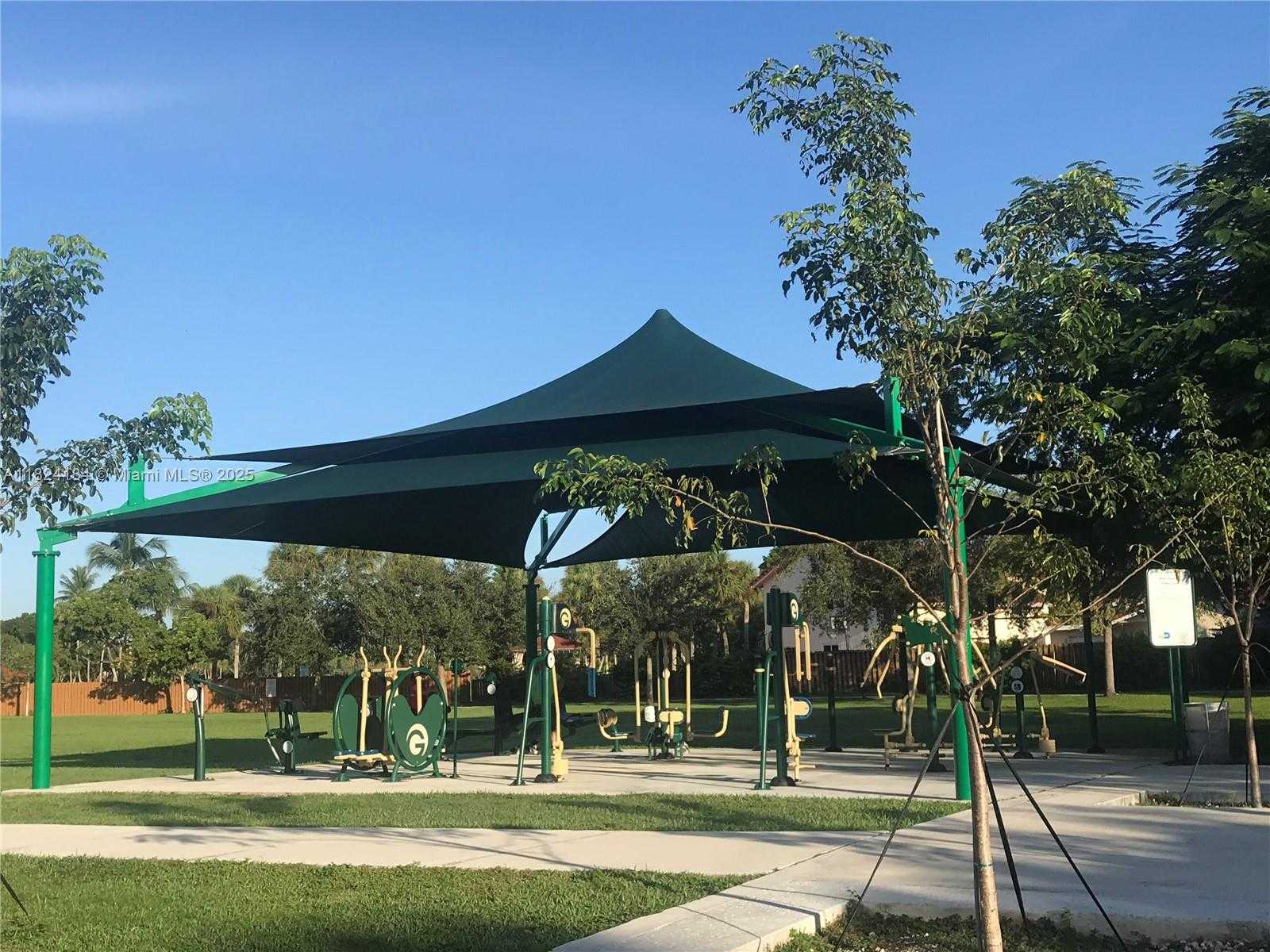 Small Image of 15295 SOUTH WEST 106TH LN #705, Miami Number 39