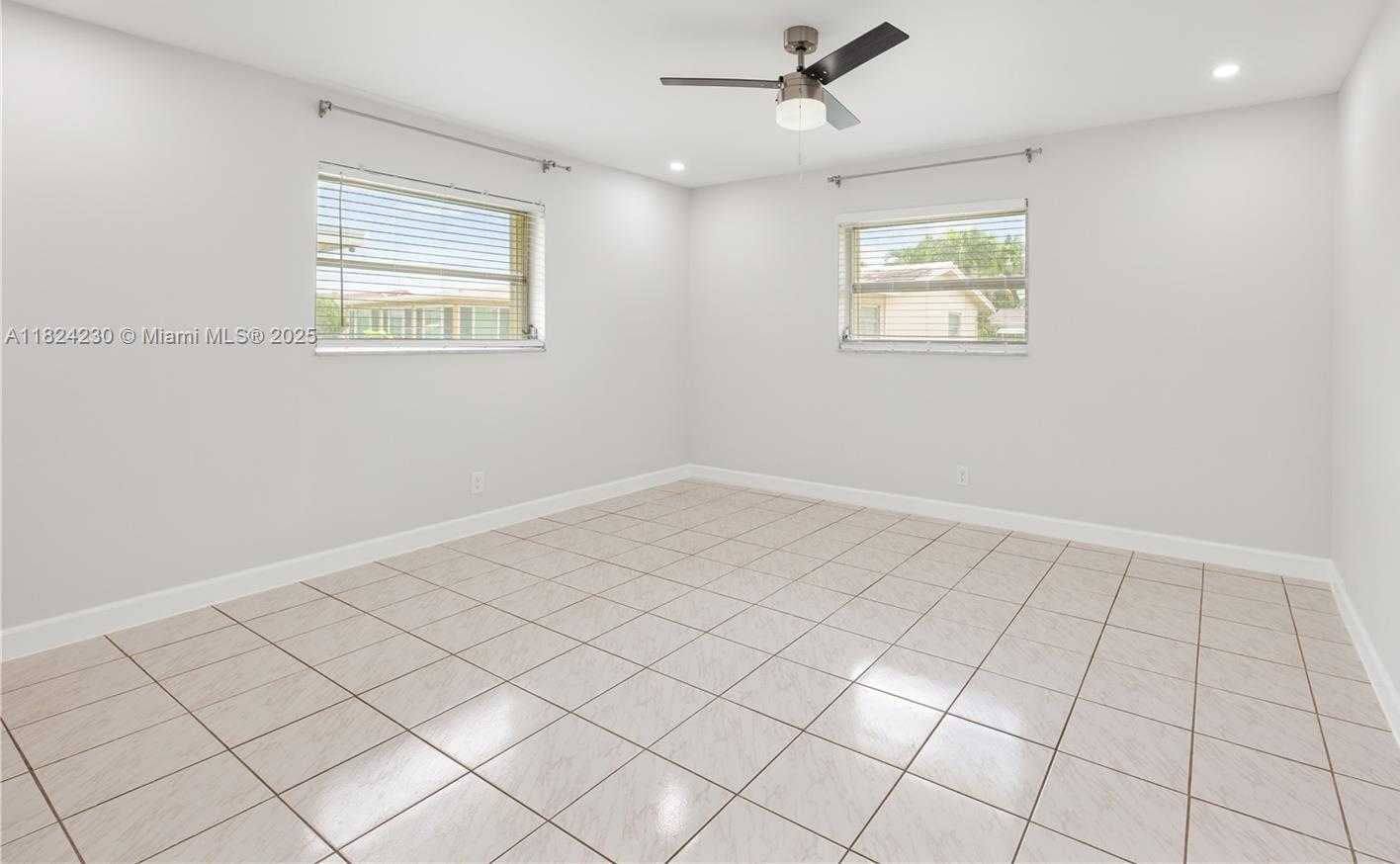 Small Image of 7312 NORTH WEST 58TH CT, Tamarac Number 16