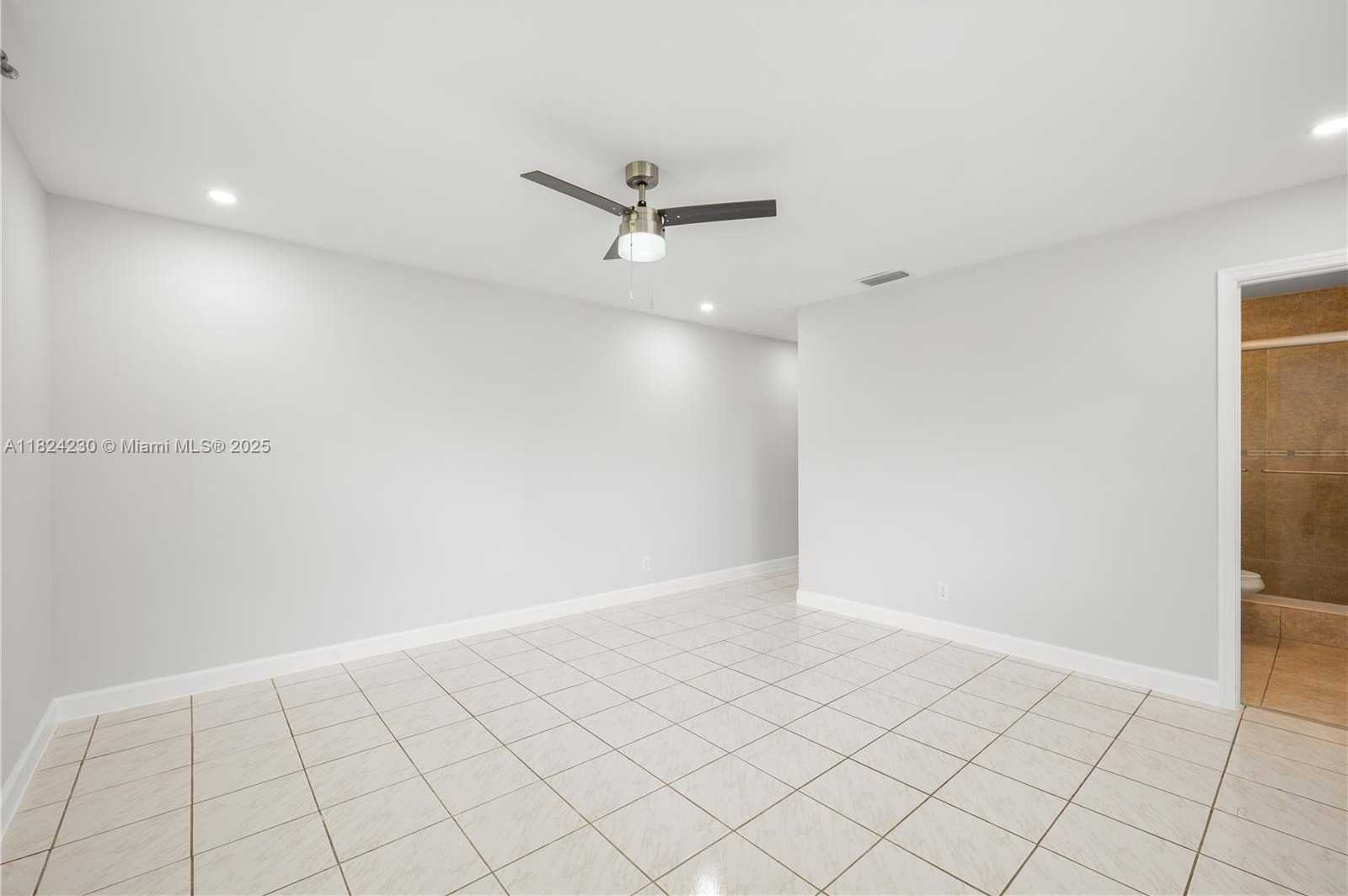 Small Image of 7312 NORTH WEST 58TH CT, Tamarac Number 18